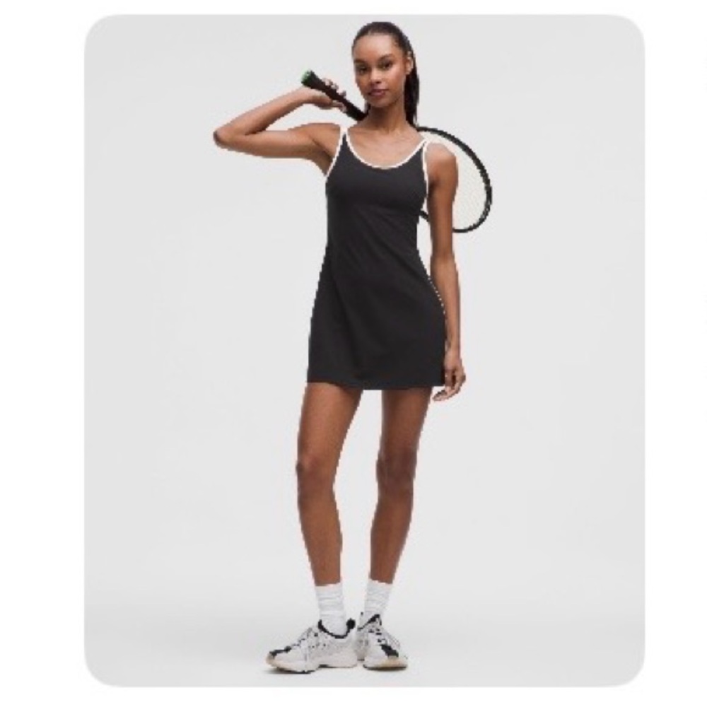 Lululemon Scoop-Neck Cutout Tee - Black and White